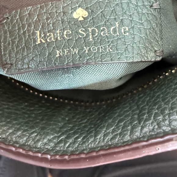 Kate Spade Forest Green Crossbody Minimal Chic Capsule Wardrobe Everyday Luxury - Picture 7 of 12